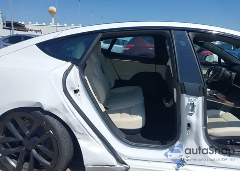 2022 Tesla Model S Dual Motor All-Wheel Drive из США, поврежденный, VIN 5YJSA1E54NF488913